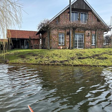 Gemuetliches Fachwerkhaus Am See Mit Kamin Warendorf Exterior foto